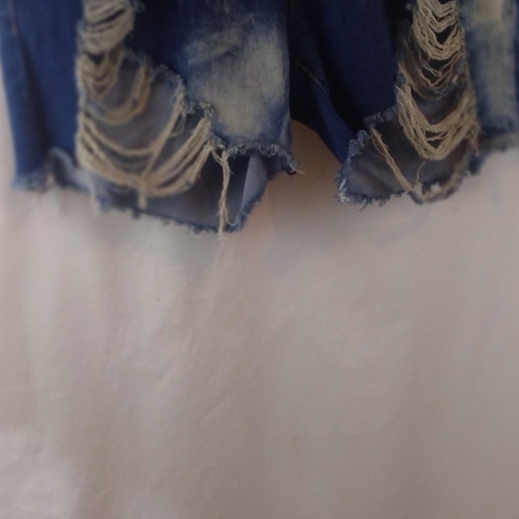 Knoix Faded Distressed Denim Shorts - Picture 2 of 14